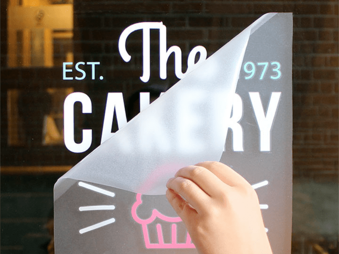 decal 02 700x525